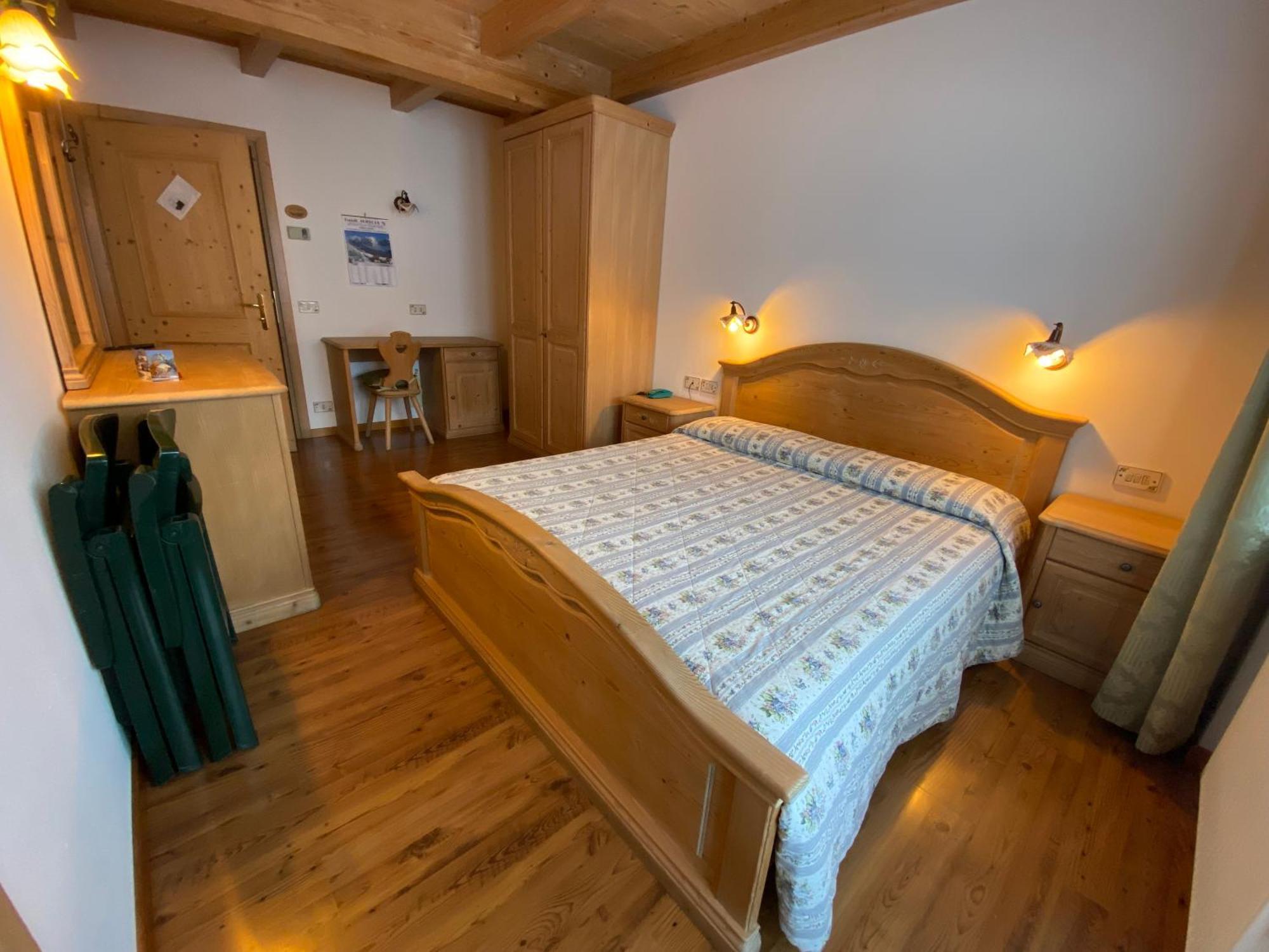 Garni Ladinia Hotel Pescul